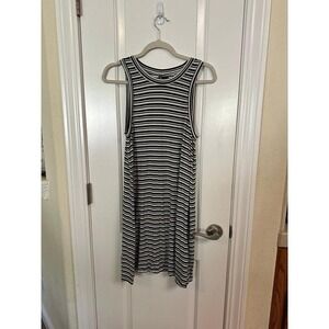Volcom dress, size Large